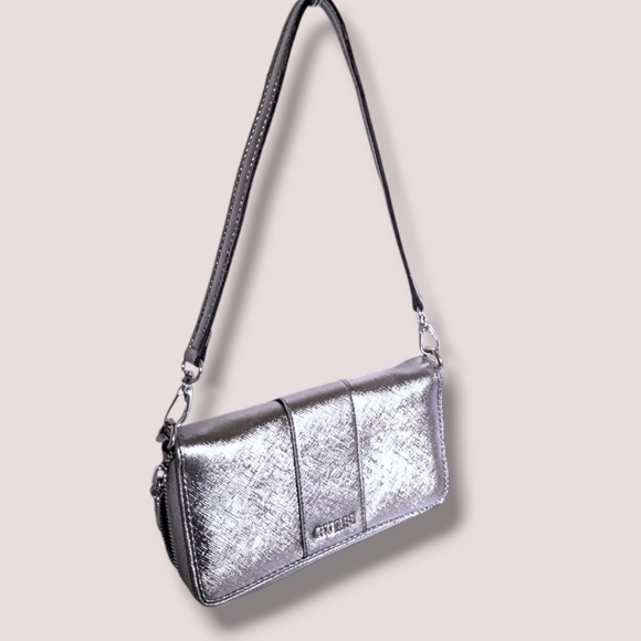❔Guess Silver Small Handbag Wallet - Picture 3 of 12